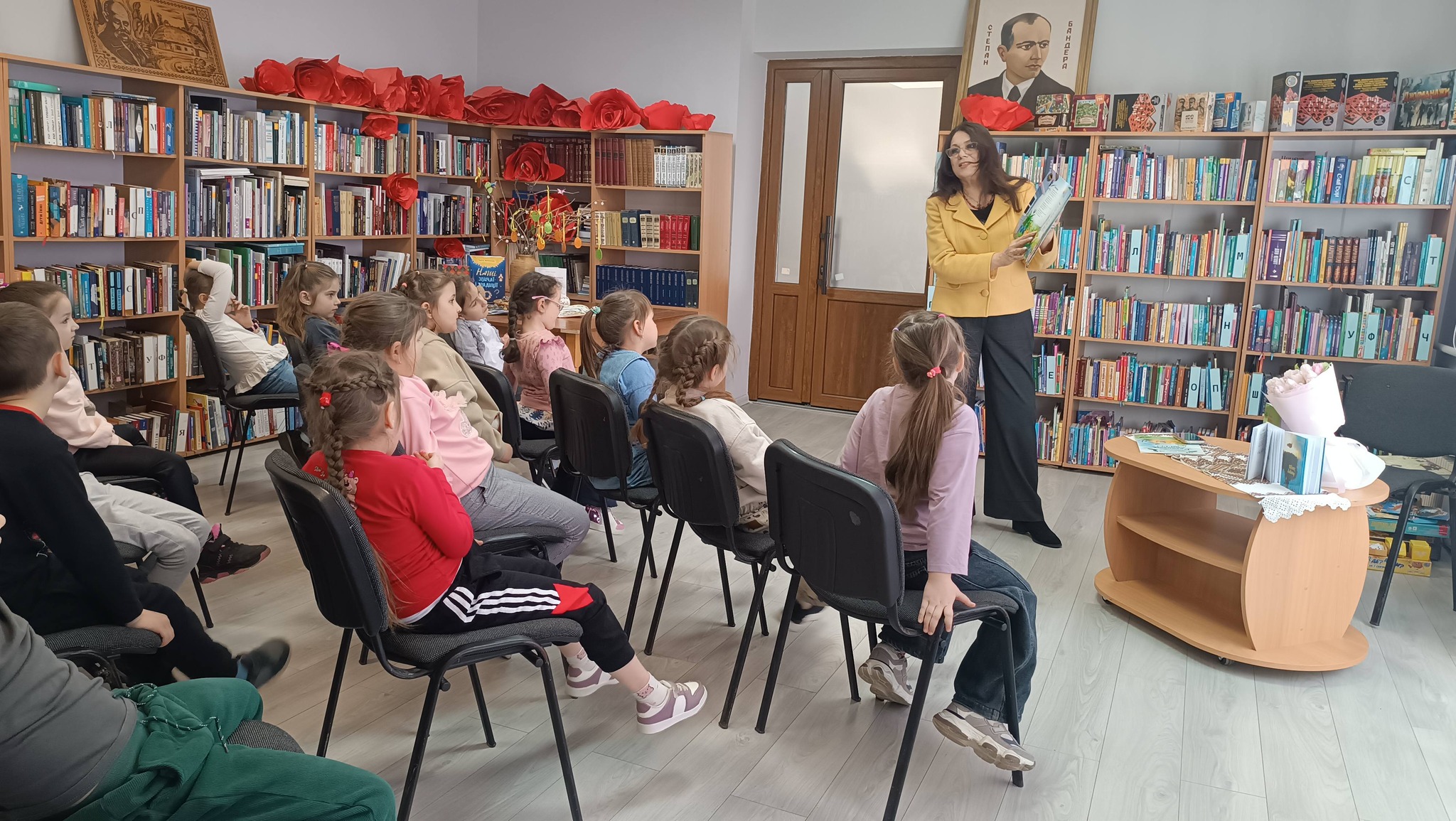 До Зимноводівської публічної бібліотеки завітала поетеса Надія Бойко