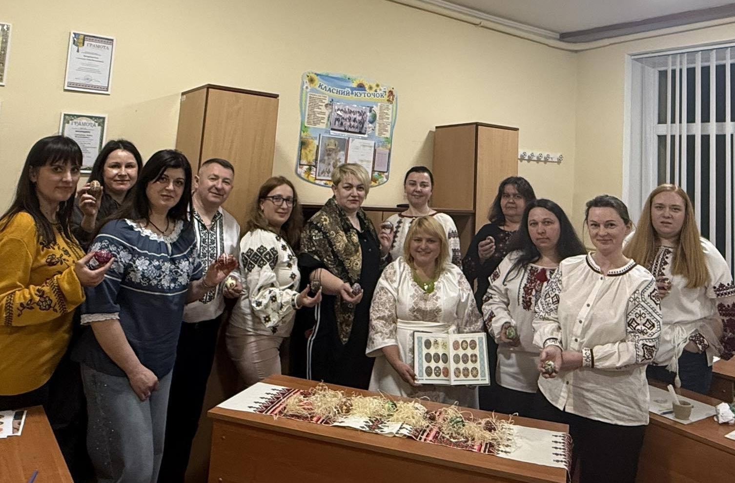 Традиції, що об’єднують: майстер-клас із писанкарства у Ліцеї імені Блаженнішого Любомира Гузара